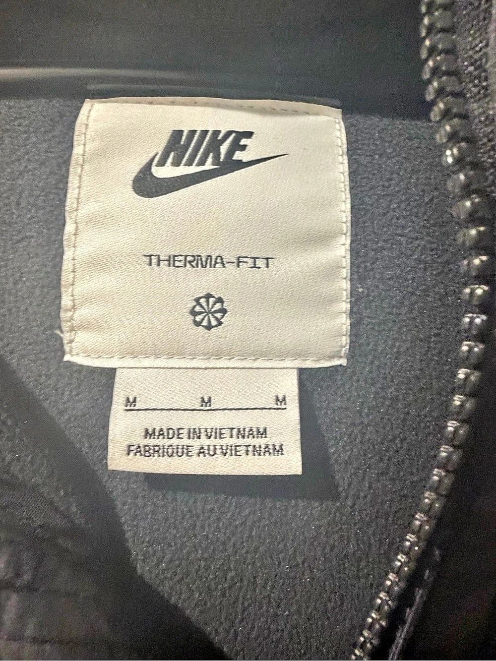 Nike Therma-FIT Puffer Jacket Black Size Medium NWT - Picture 3 of 4
